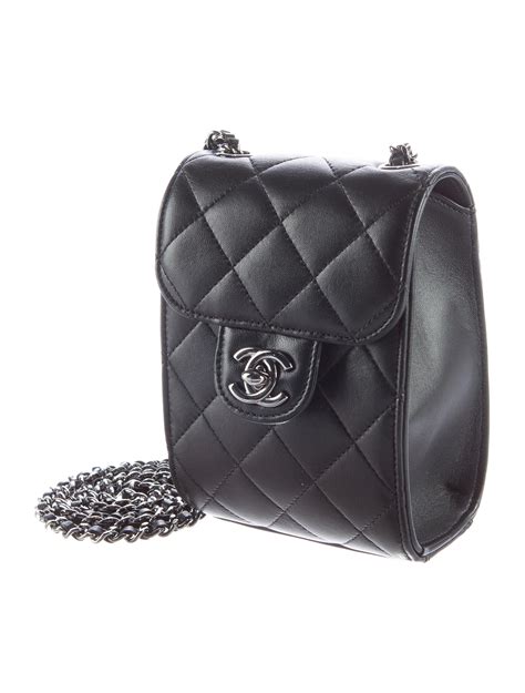 chanel mini crossbody bag